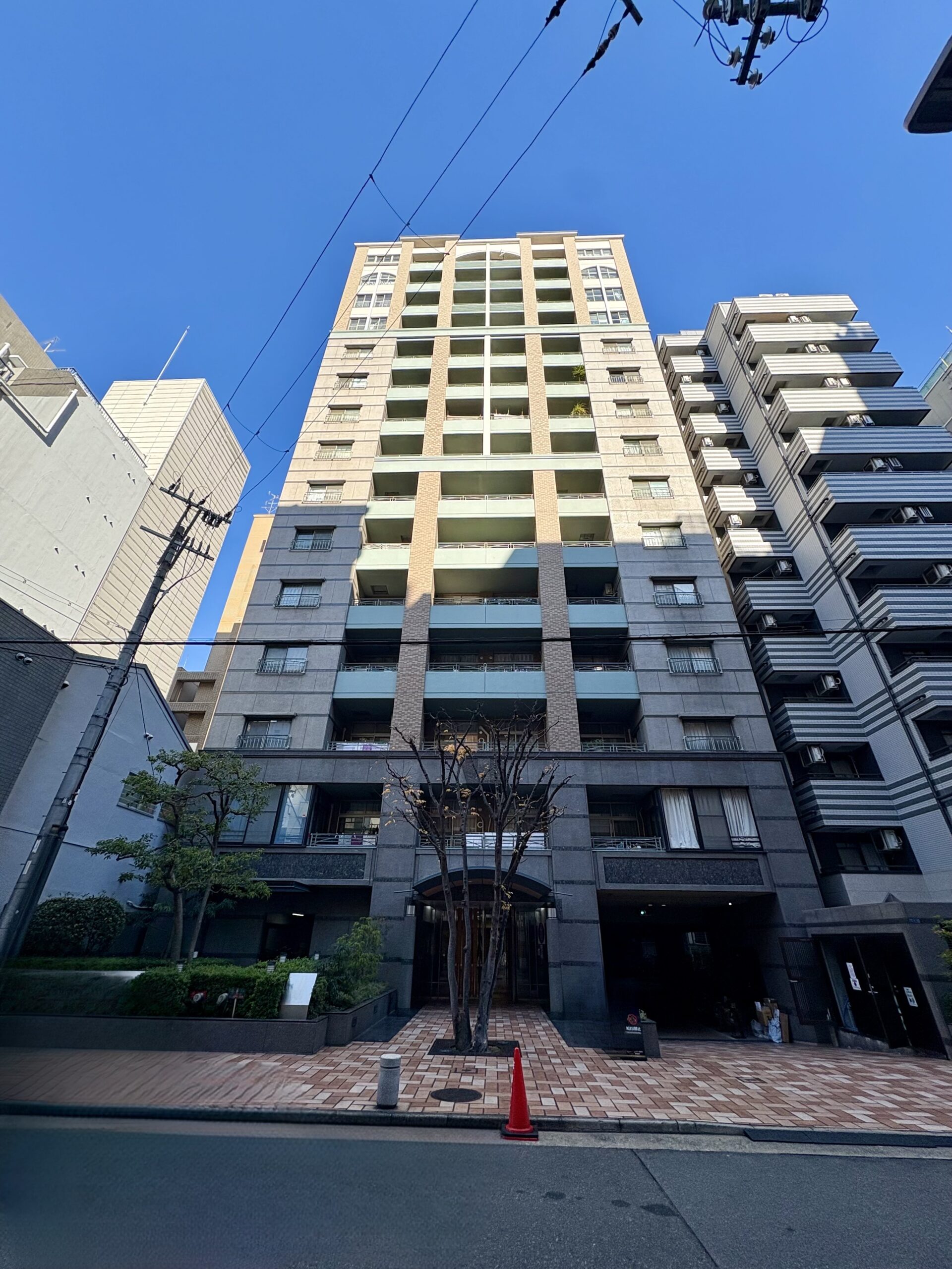 大阪市中央区南船場一丁目の物件外観写真